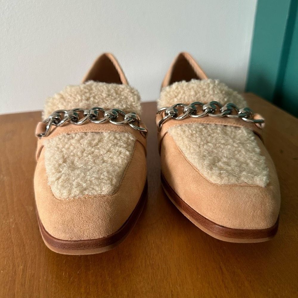Vince Camuto Women’s Breenan Brown Shearling Upper Chain Link Loafer - Picture 5 of 9